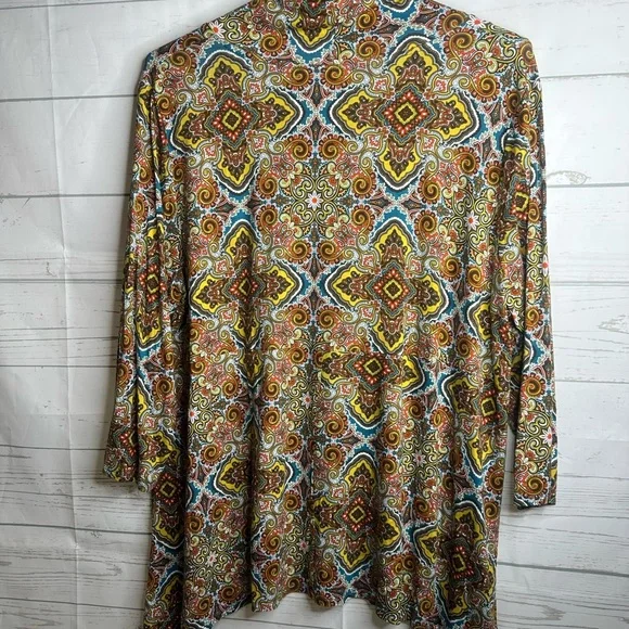 Ruby Rd. Tunic - Picture 2 of 7